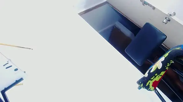 taniabigxx online show from 02/06/26, 07:56