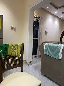 Snapshot of sknzy09 chatting on 11/18/25, 12:31 sknzy09 online show from 11/18/25, 12:31