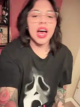 Snapshot of miacanela_xo chatting on 01/30/25, 05:19 miacanela xo online show from 01/30/25, 05:19