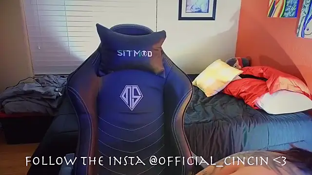 Snapshot of miacanela_xo chatting on 02/13/25, 04:32 miacanela xo online show from 02/13/25, 04:32