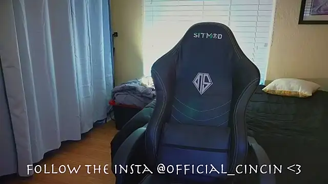 Snapshot of miacanela_xo chatting on 02/16/25, 12:19 miacanela xo online show from 02/16/25, 12:19