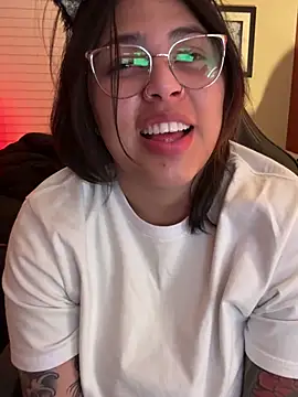 Snapshot of miacanela_xo chatting on 02/25/25, 04:35 miacanela xo online show from 02/25/25, 04:35