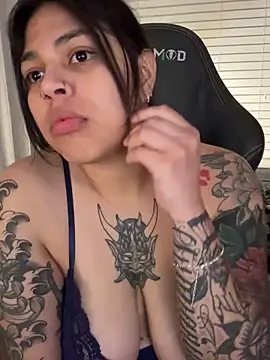 Snapshot of miacanela_xo chatting on 03/19/25, 06:57 miacanela xo online show from 03/19/25, 06:57