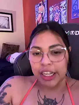 Snapshot of miacanela_xo chatting on 03/22/25, 04:14 miacanela xo online show from 03/22/25, 04:14