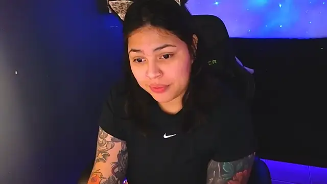 Snapshot of miacanela_xo chatting on 09/08/25, 11:26 miacanela xo online show from 09/08/25, 11:26