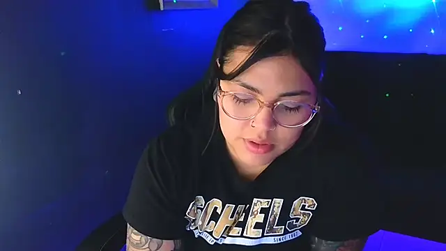 Snapshot of miacanela_xo chatting on 09/09/25, 11:48 miacanela xo online show from 09/09/25, 11:48