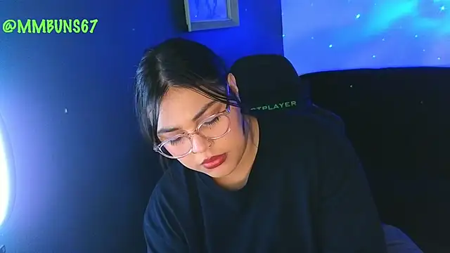 Snapshot of miacanela_xo chatting on 09/19/25, 11:38 miacanela xo online show from 09/19/25, 11:38