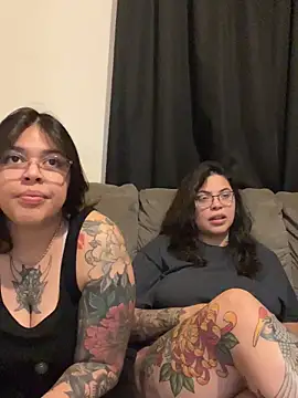 Snapshot of miacanela_xo chatting on 09/22/25, 03:41 miacanela xo online show from 09/22/25, 03:41