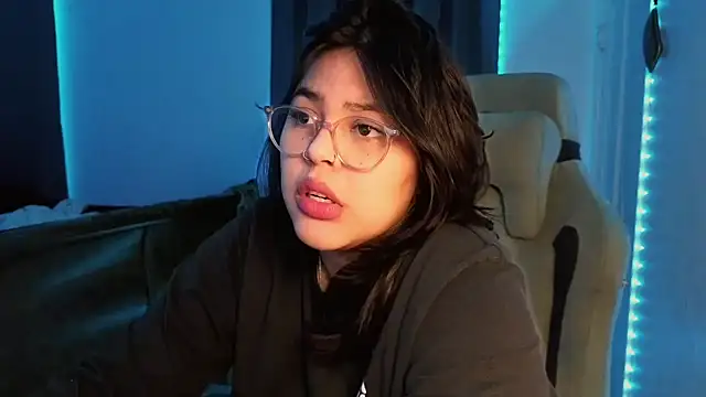 miacanela xo online show from 01/10/26, 12:23