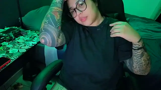 miacanela xo online show from 07/02/26, 02:11