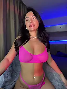 Snapshot of Melisa_Ester chatting on 02/14/25, 06:08 Melisa Ester online show from 02/14/25, 06:08