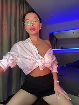 Snapshot of Melisa_Ester chatting on 02/22/25, 03:14 Melisa Ester online show from 02/22/25, 03:14