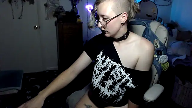 Bigbearnbunnyboy online show from 07/21/26, 04:59