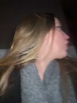 LiliMorganxxx online show from 11/12/25, 09:14