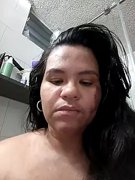 Julieta-tits online show from 05/28/26, 08:17