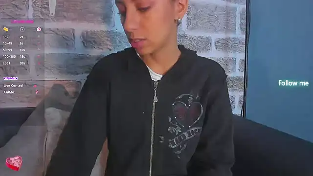 Tamaraakins online show from 02/06/25, 01:32