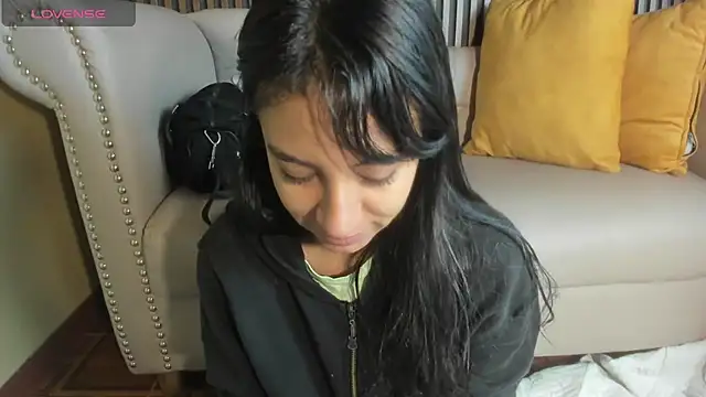 Tamaraakins online show from 02/08/25, 01:11