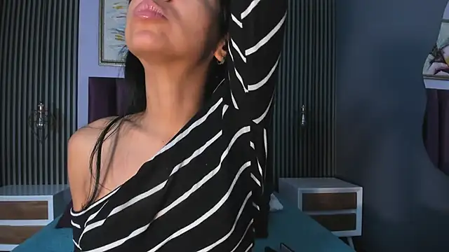 Tamaraakins online show from 03/01/25, 03:38