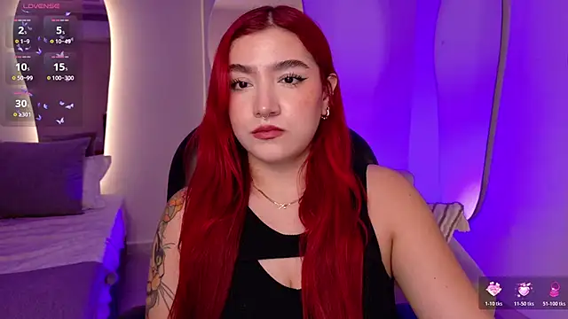 ViolettCastel online show from 11/27/25, 07:27