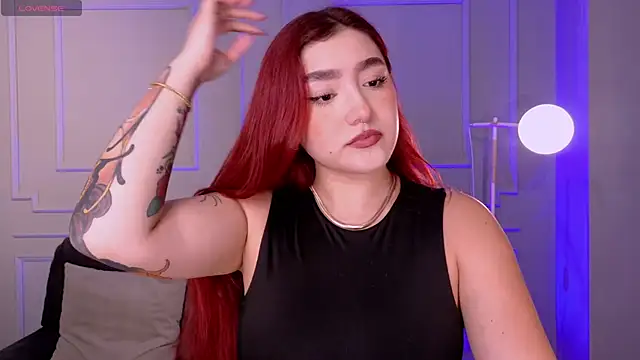 ViolettCastel online show from 03/10/26, 07:30