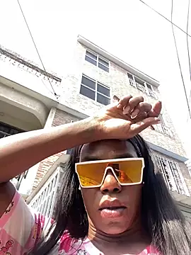 sweetsarabig22cm online show from 03/03/26, 08:26