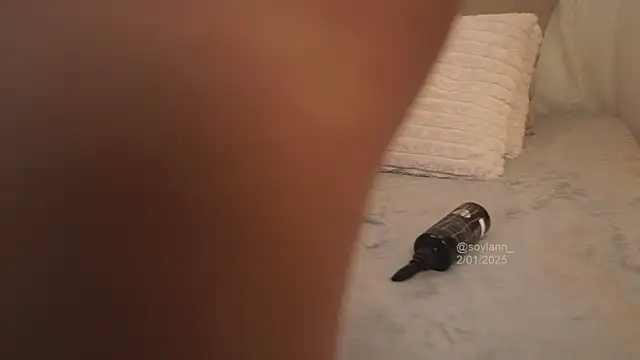 Snapshot of lanie__ chatting on 01/03/25, 01:05 lanie online show from 01/03/25, 01:05