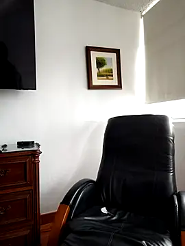 Snapshot of Rolblue chatting on 09/16/25, 02:51 Rolblue online show from 09/16/25, 02:51