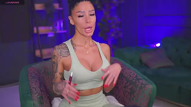 RaquelleVon online show from 01/27/25, 05:48