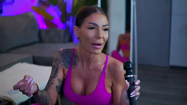 RaquelleVon online show from 02/16/26, 10:22