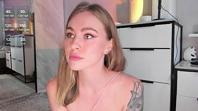 LoveGameSexx online show from 10/11/25, 10:58