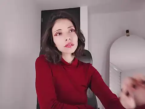 Snapshot of Edranah chatting on 11/08/25, 09:02 Edranah online show from 11/08/25, 09:02