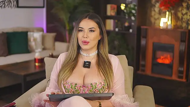 EvaSunderland online show from 01/12/25, 08:25