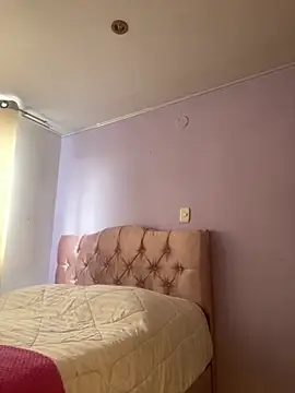 peiton steele7 online show from 10/05/25, 07:45