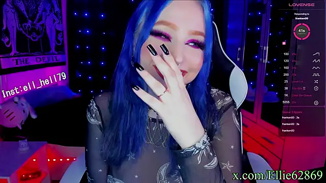 Snapshot of Kitty_goth chatting on 03/21/25, 11:34 Kitty goth online show from 03/21/25, 11:34