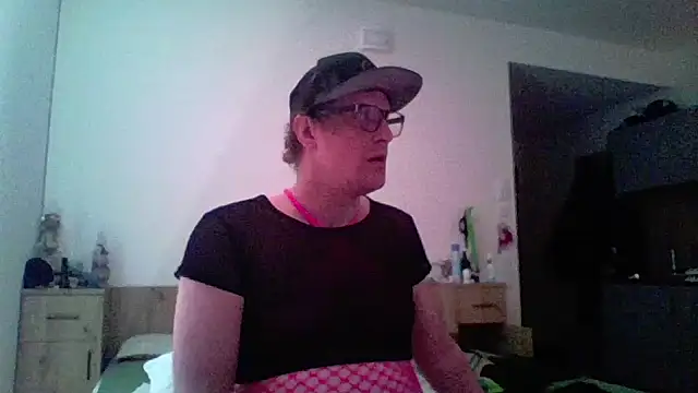 Bigthroaterboy online show from 04/15/26, 12:12