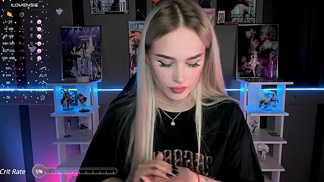 Snapshot of Ellen_Soft chatting on 12/10/24, 05:55 Ellen Soft online show from 12/10/24, 05:55