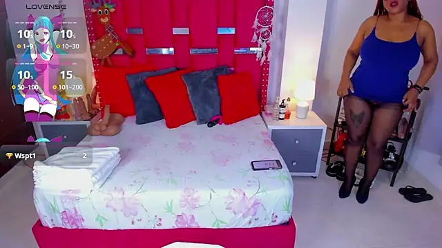 Snapshot of ShantalDior chatting on 12/24/24, 03:27 ShantalDior online show from 12/24/24, 03:27