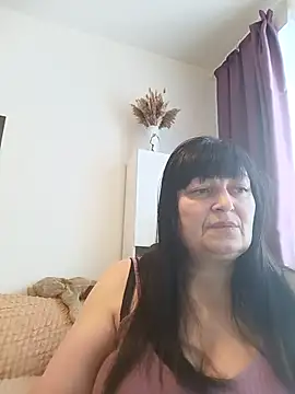 Snapshot of Women-pleasures chatting on 11/21/25, 07:18 Women-pleasures online show from 11/21/25, 07:18