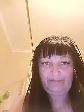 Snapshot of Women-pleasures chatting on 12/23/25, 10:02 Women-pleasures online show from 12/23/25, 10:02