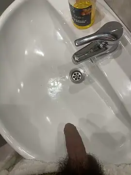 Snapshot of el_krimen chatting on 01/15/25, 02:35 el krimen online show from 01/15/25, 02:35