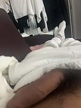 Snapshot of el_krimen chatting on 01/22/25, 04:12 el krimen online show from 01/22/25, 04:12