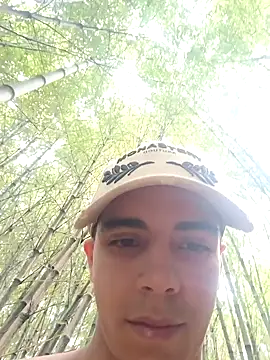 Snapshot of Restrepo300 chatting on 11/29/25, 06:00 Restrepo300 online show from 11/29/25, 06:00