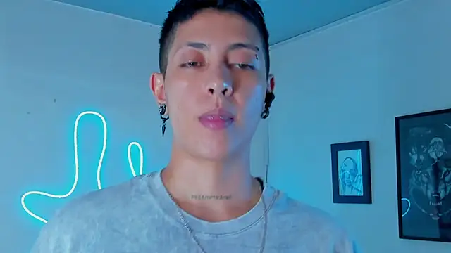 Aleja1214 online show from 09/15/25, 01:05