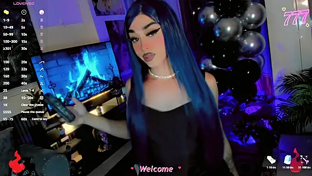 Snapshot of Baby_Aliz chatting on 07/14/26, 06:18 Baby Aliz online show from 07/14/26, 06:18