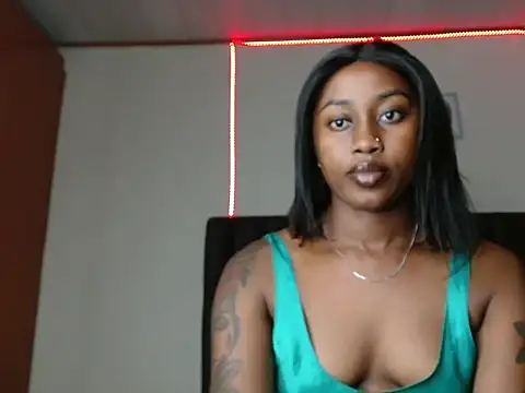 Miss hot candy online show from 01/13/25, 05:23