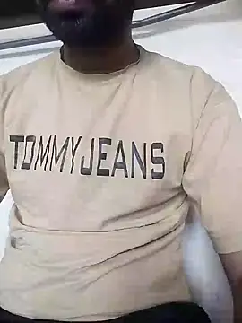 Snapshot of ConducedPant chatting on 02/02/25, 04:48 ConducedPant online show from 02/02/25, 04:48