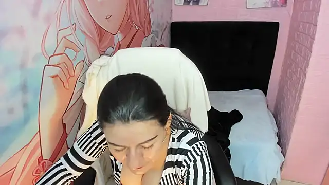 AllysonMilf69 online show from 10/04/25, 02:48