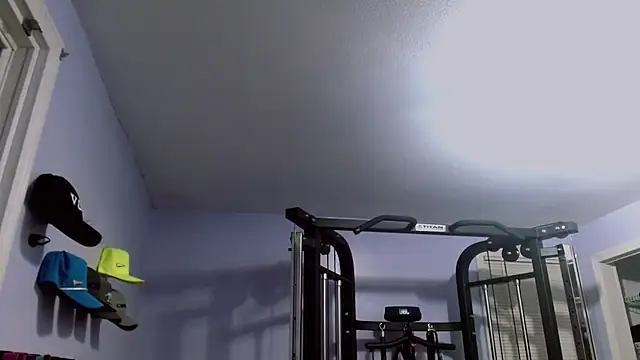 Snapshot of DaddySnowXX chatting on 11/06/25, 01:17 DaddySnowXX online show from 11/06/25, 01:17