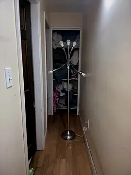 Snapshot of DaddySnowXX chatting on 12/17/25, 07:03 DaddySnowXX online show from 12/17/25, 07:03