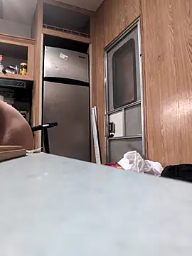 Snapshot of WilldoPita chatting on 11/24/25, 08:03 WilldoPita online show from 11/24/25, 08:03